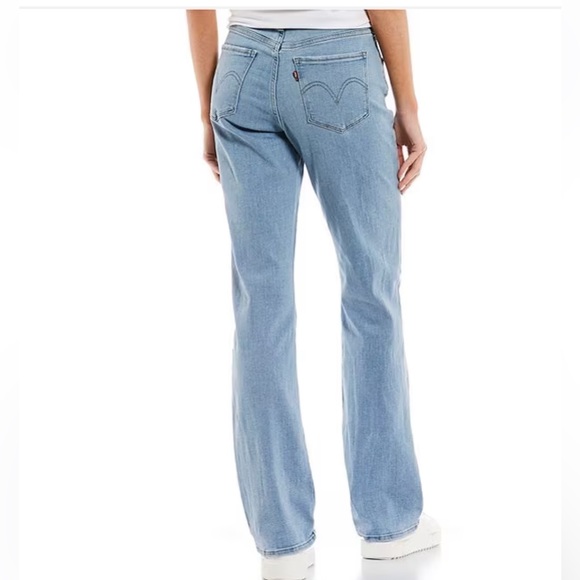 Levi’s Strauss Classic Light Denim Boot Cut Jeans Zero Distressing Size 4 - Picture 2 of 8